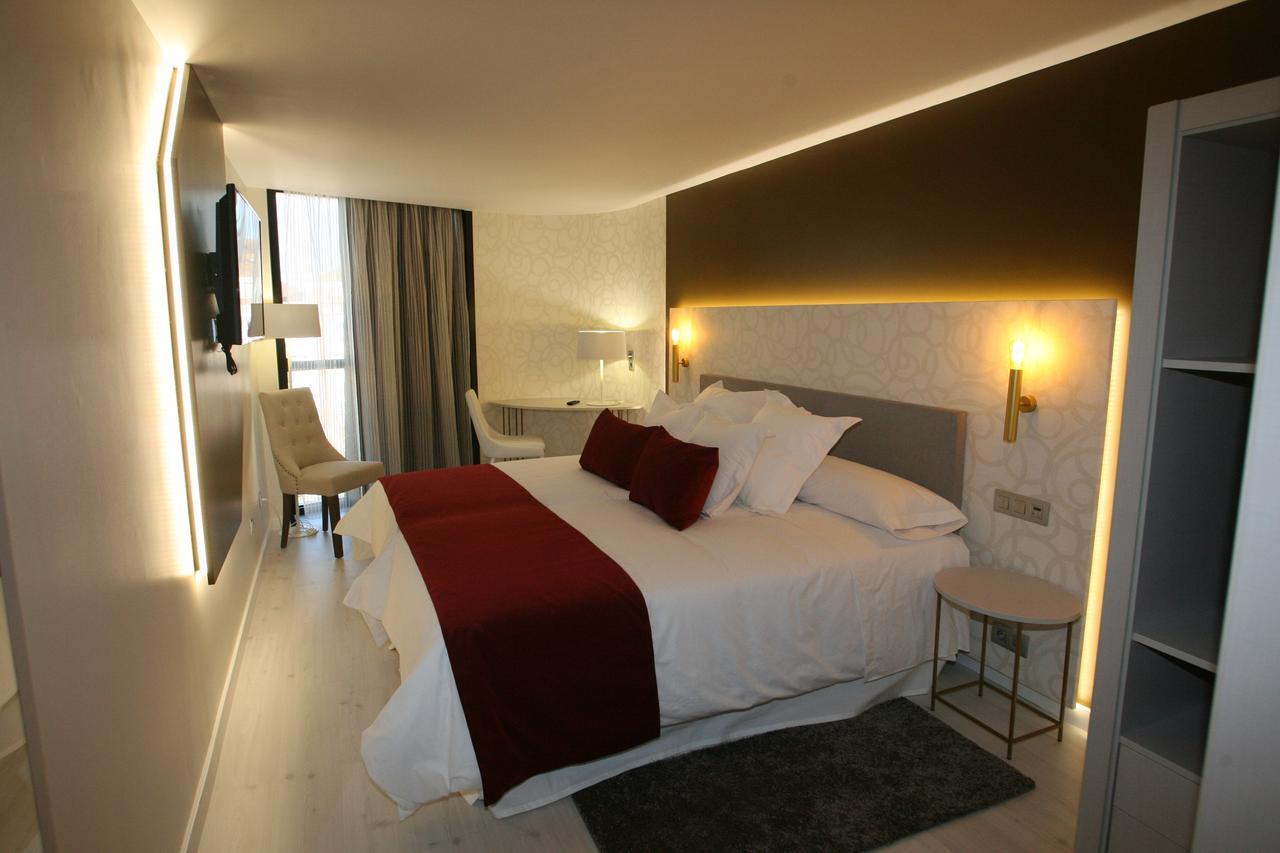 Hotel Cardenal Monforte De Lemos Eksteriør billede